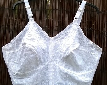 Vintage Bullet Bra 1960's Berlei White by RadicalMaudVintage