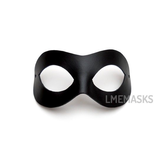 Simple Small UNISEX Black Leather Mask Man Woman Masquerade