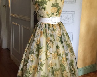 1950s vintage Dress/ 50's Dress/ Yellow Floral Full Skirt Garden Tea Party Dress Wedding