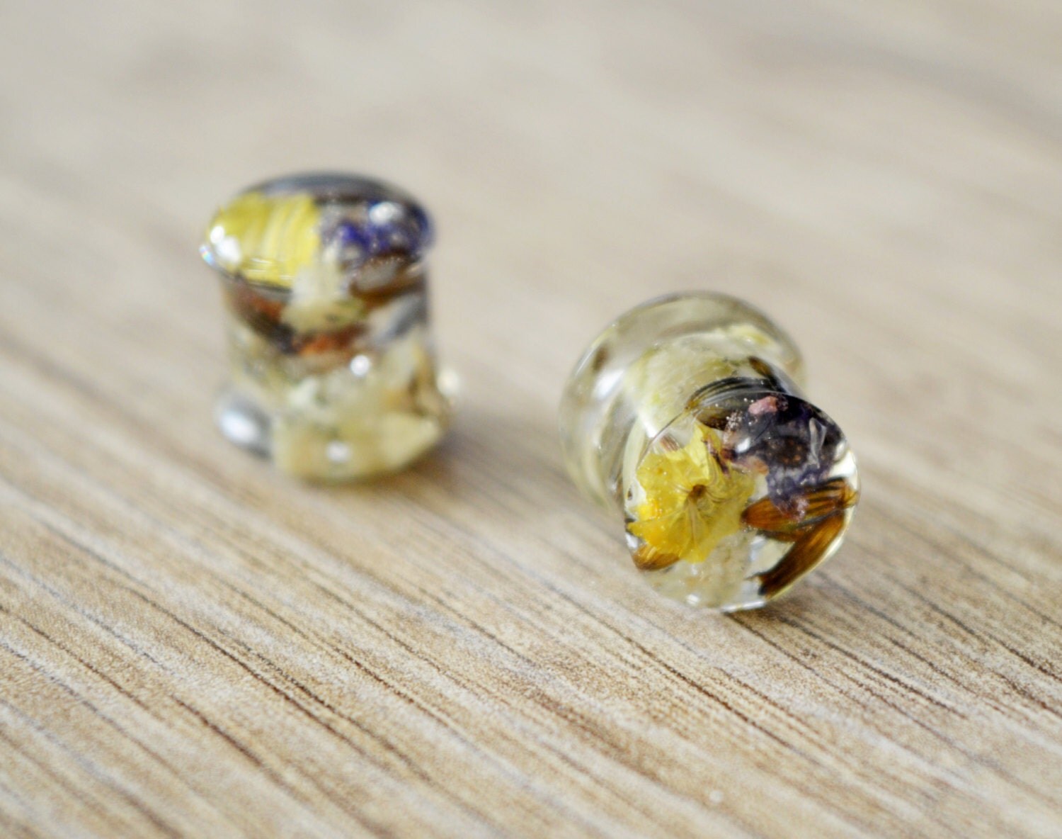 lavender babies breath yellowe flower plugs resin plugs dried