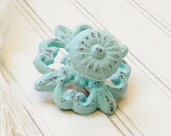 Iron Knob, Dresser Hardware, Dresser Knob, Drawer Knob, Cabinet Pull, Decorative Knob, Cast Iron Knob, Furniture Knobs, Dresser Hardware
