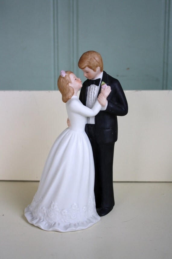Lefton Bride and Groom Porcelain Cake Topper Figurine Light