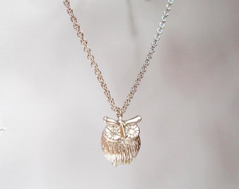 Silver Owl Necklace - Dainty Minimal Necklace - Silver Crystal Necklace - Small Simple Cute Bird Necklace - Everyday Silver Short Necklace