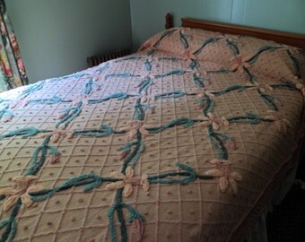 REDUCED~Vintage 1930s/40s Chenille Bedspread Coverlet~Rose-Brown with Daffodil Flowers Jade Green Foliage~ Full Size 80 x 102" Cutter
