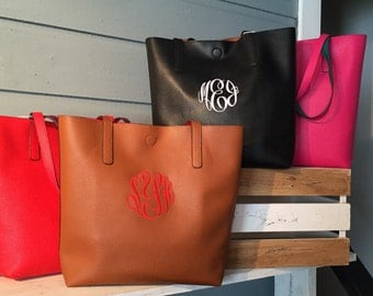Reversible Monogrammed Purse! Adorable- great for the fall!