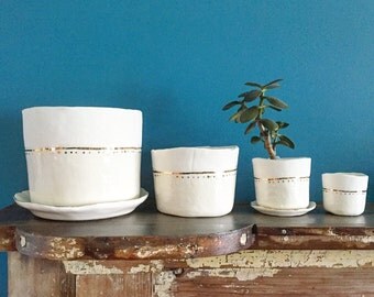 Pre-order: Ceramic & 22kt gold planter with drainage hole, Large to small planter, apartment decor, gold decor, minimalist ceramics
