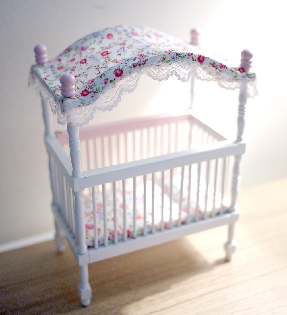 Dollhouse baby crib dolls house infant bed by MforMiniatures