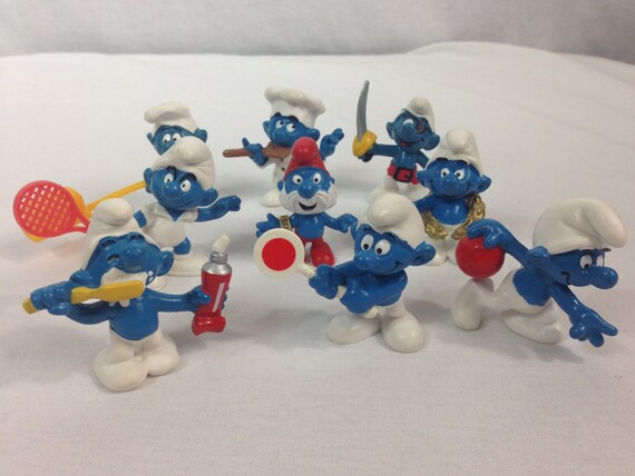 old smurf figurines