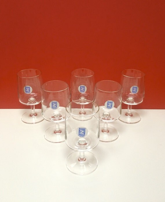 Schott Zwiesel German Crystal Wine Glasses set of 6 by Object9