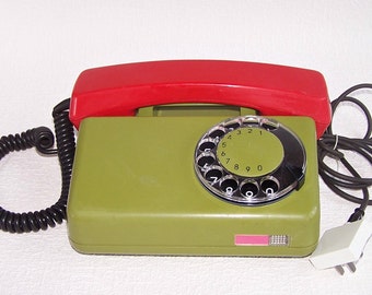 Working Rotary Phone. Vintage Soviet Time Telephone Made in Poland. Retro Green/Red "TELKOM" Phone. Old Desk Telephone. Home Decor.