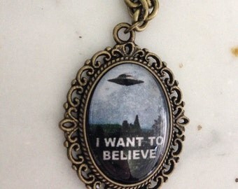I want to believe - The X-files necklace