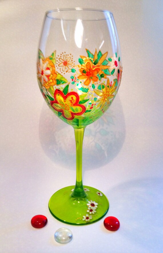 Hand painted wine glass. Daisy and flowers by BavarianDreams