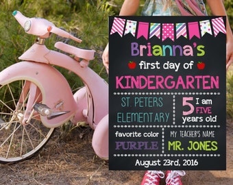 Kindergarten School Signs, First Day Of Kindergarten, Back To School Signs, Printable Photo Prop, Chalkboard Poster, Starting School Signs