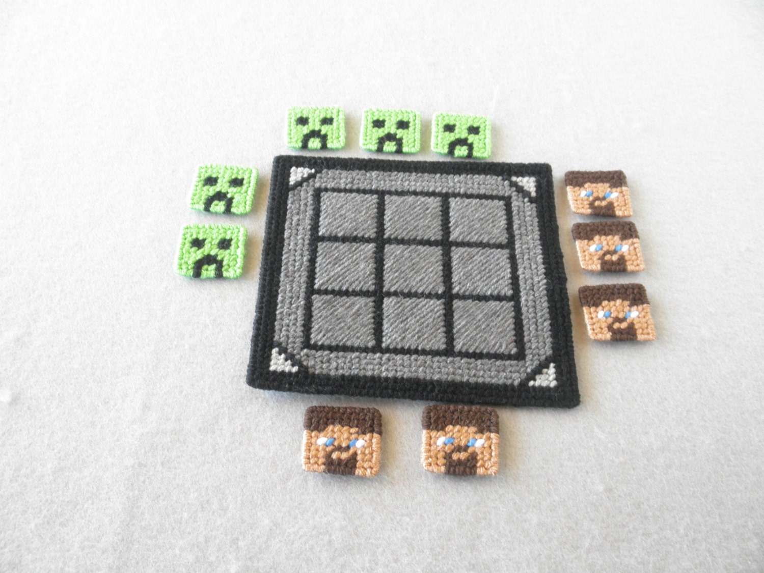 tic tac toe WHo Owns Minecraft
