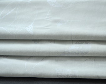 Vintage Fabric Silver Grey Tulip Print Stretch Polyester alomst 2 yards