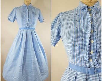 Vintage 1950s Dress / Blue and White Checks / Cotton Day Dress / 50s Dress / Small