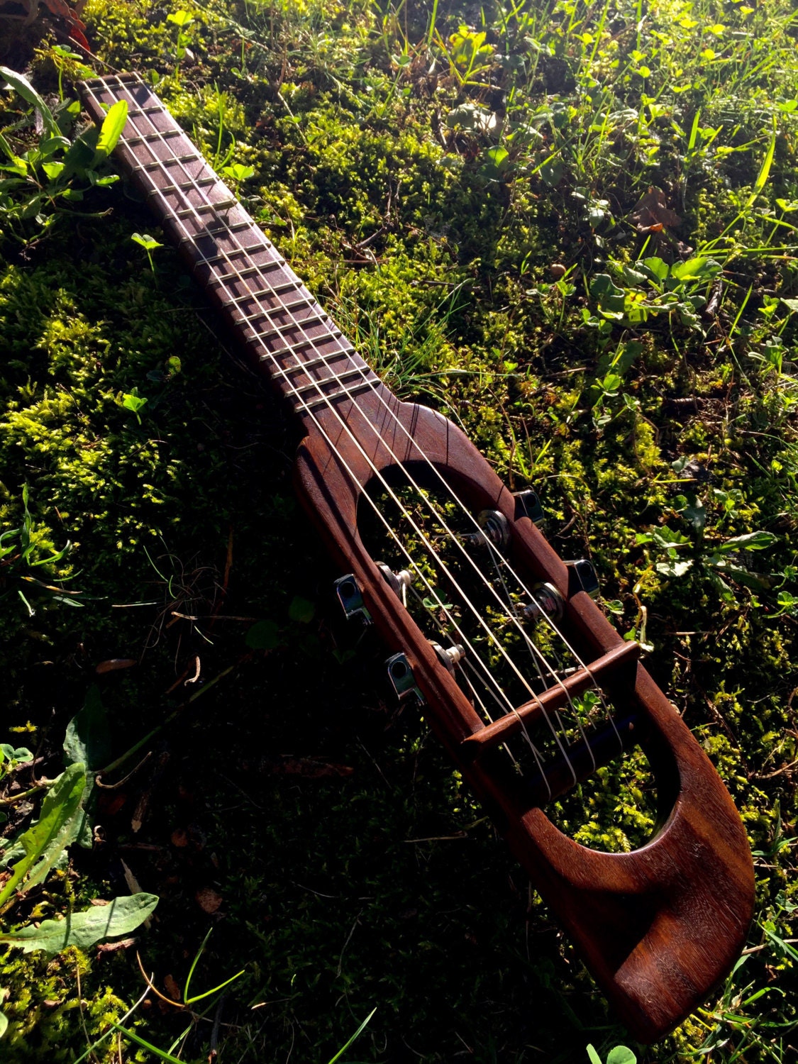 Hand made travel ukulele
