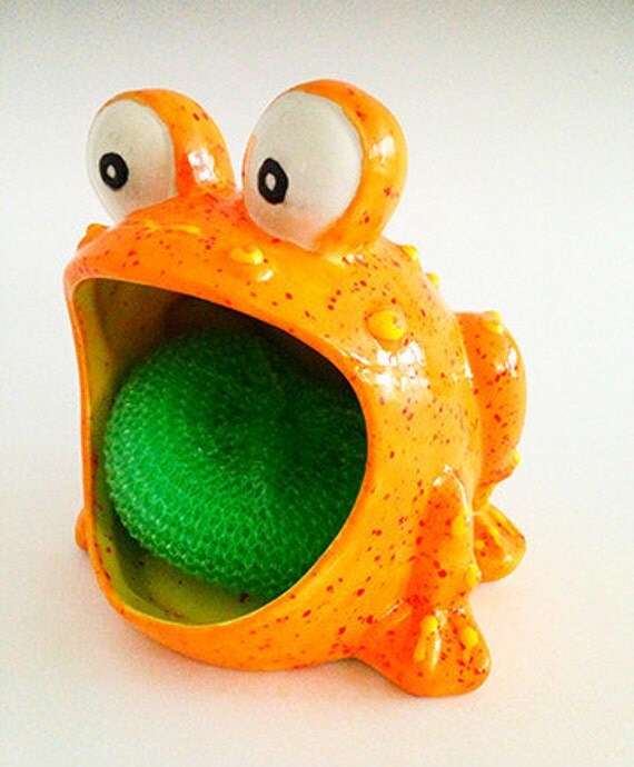 SALEOrange Frog Scrubbie frog soap dish sponge by Butterflykilns