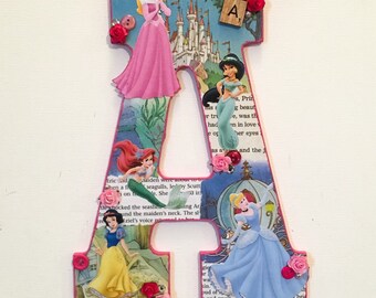 SALE! Any group of princesses - wooden letter with any Disney princesses-custom made 11"