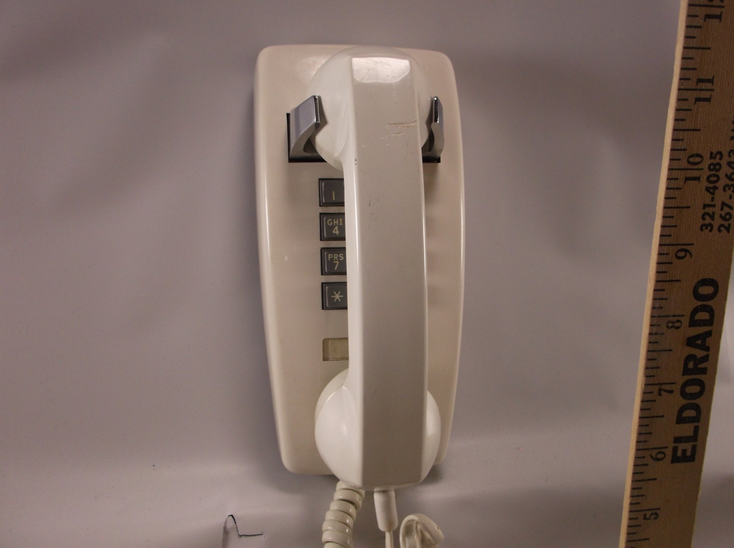 Push Button White Wall Phone Vintage .epsteam