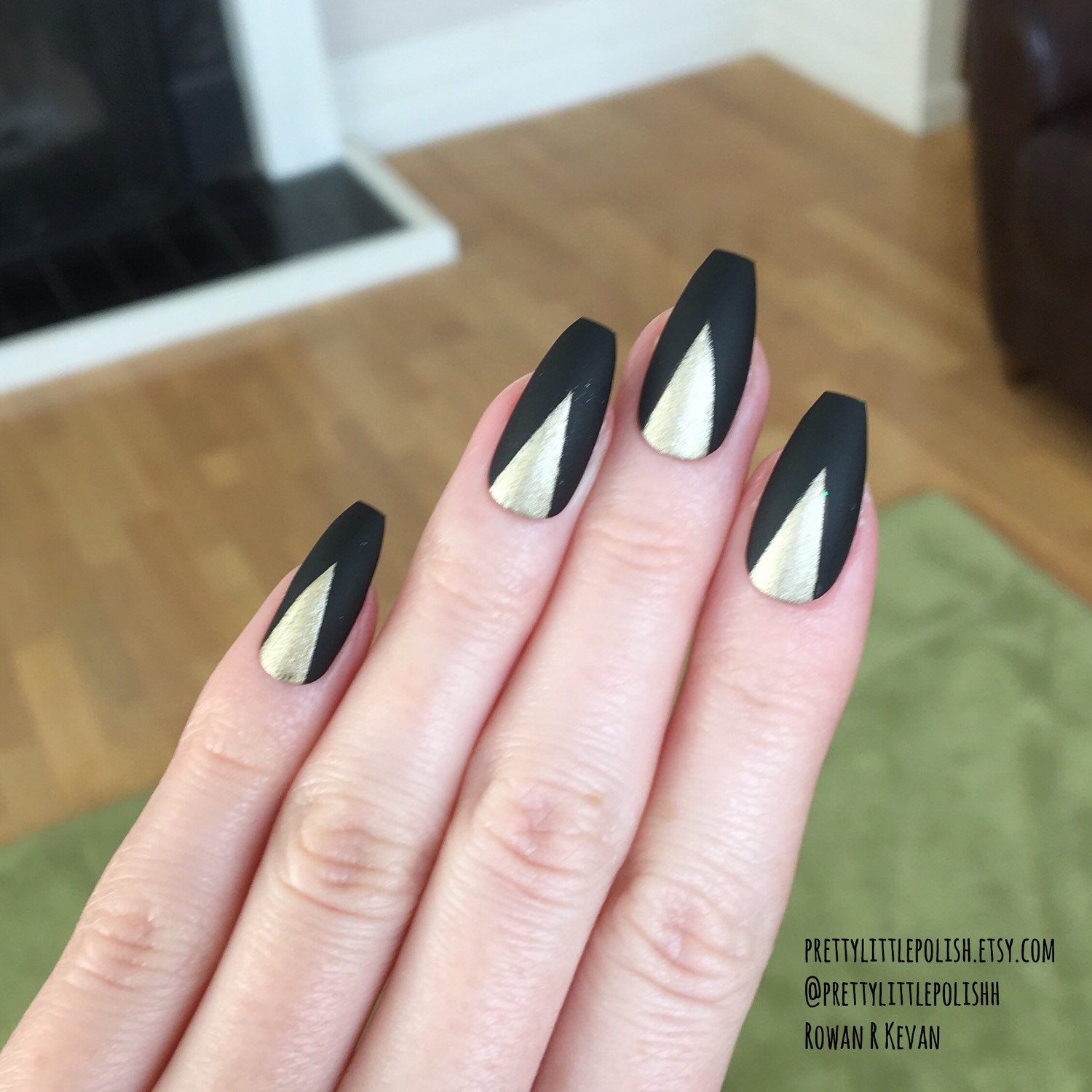 Matte black gold coffin nails Nail designs by prettylittlepolish