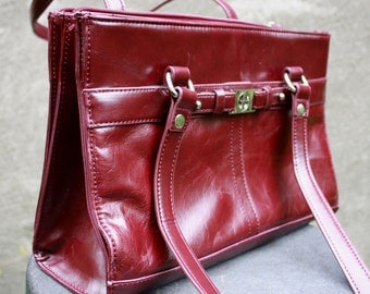 Vintage GIANI BERNINI Genuine Leather Burgundy Shoulder Bag