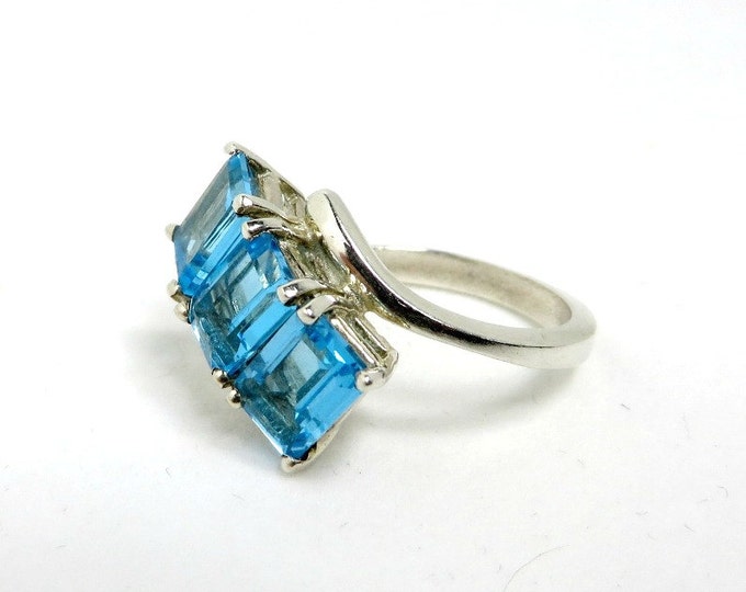 Blue Topaz Multistone Ring, Vintage Sterling Silver Blue Gemstone Ring, Size 6