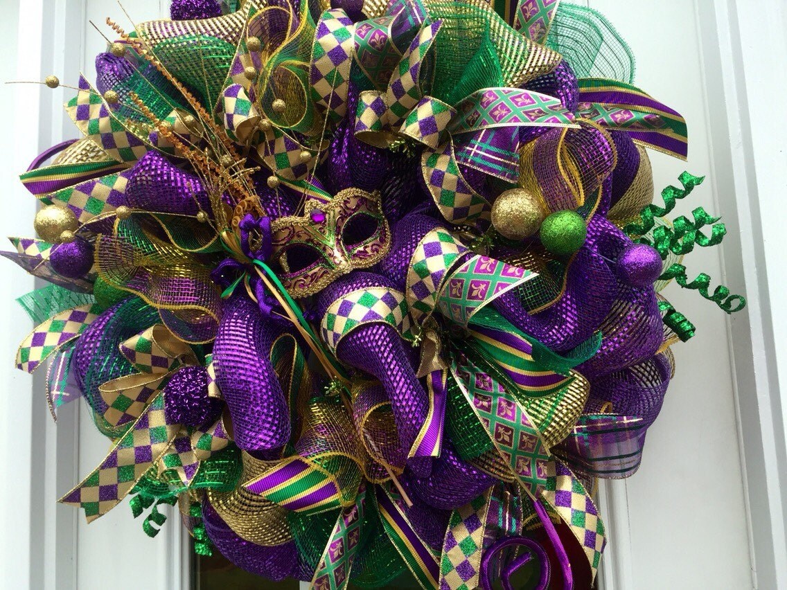 Mardi Gras deco mesh wreath Mardi Gras mesh wreath Mardi