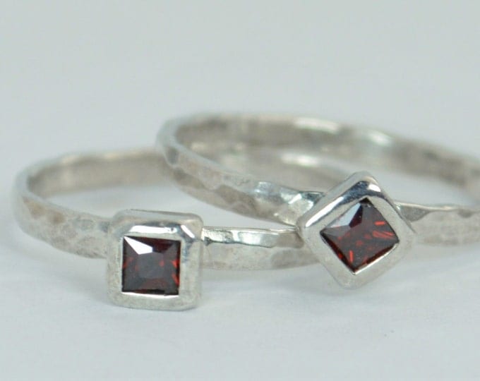 Square Garnet Ring, Garnet Solitaire, Garnet White Gold Ring, January Birthstone Ring, Square Stone Mothers Ring, Square Stone Ring