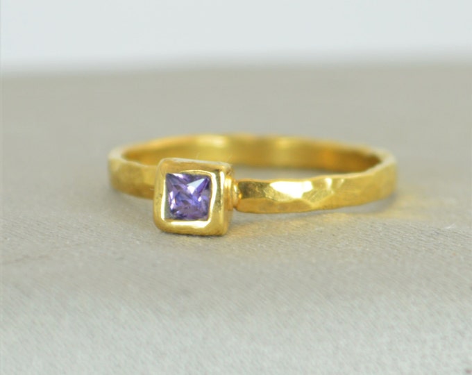 Square Amethyst Ring, Amethyst Solitaire Ring, Solid Gold Amethyst Ring, February Birthstone, Square Stone Mothers Ring, Square Stone Ring