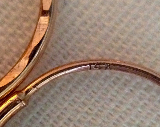 Storewide 25% Off SALE Beautiful Vintage 14k Petite Rose Gold Designer Etched Hoop Earrings Featuring Elegant Gloss Style Finish