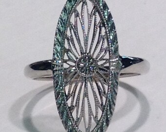 Vintage 14k White Gold Art Deco Filigree Ring