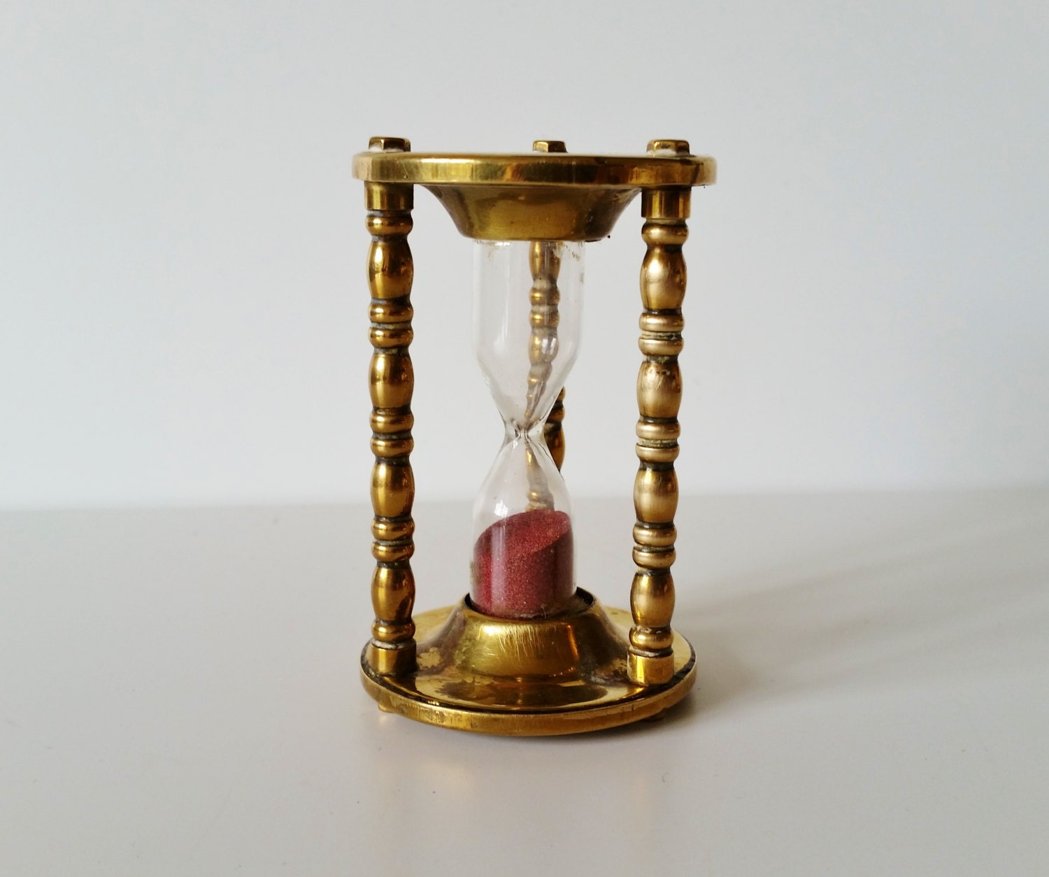 Sand Timer Vintage Metal Hourglass Brass Tone By Darcyelizavintage 9231