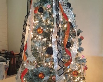Items similar to Christmas Tree Topper on Etsy