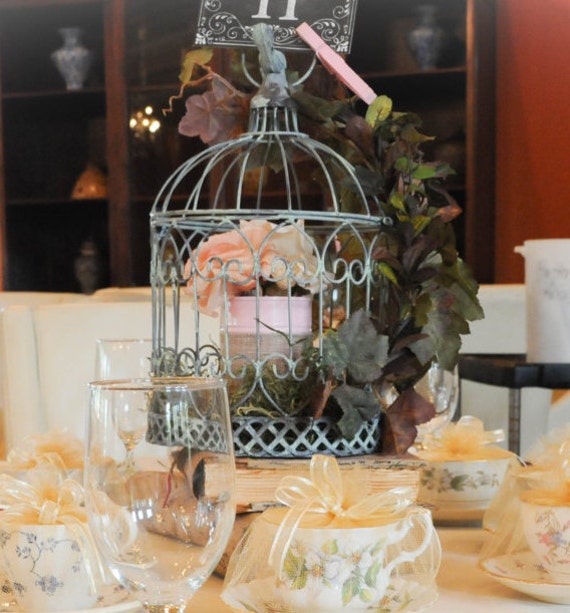 Rustic Birdcage Wedding 3