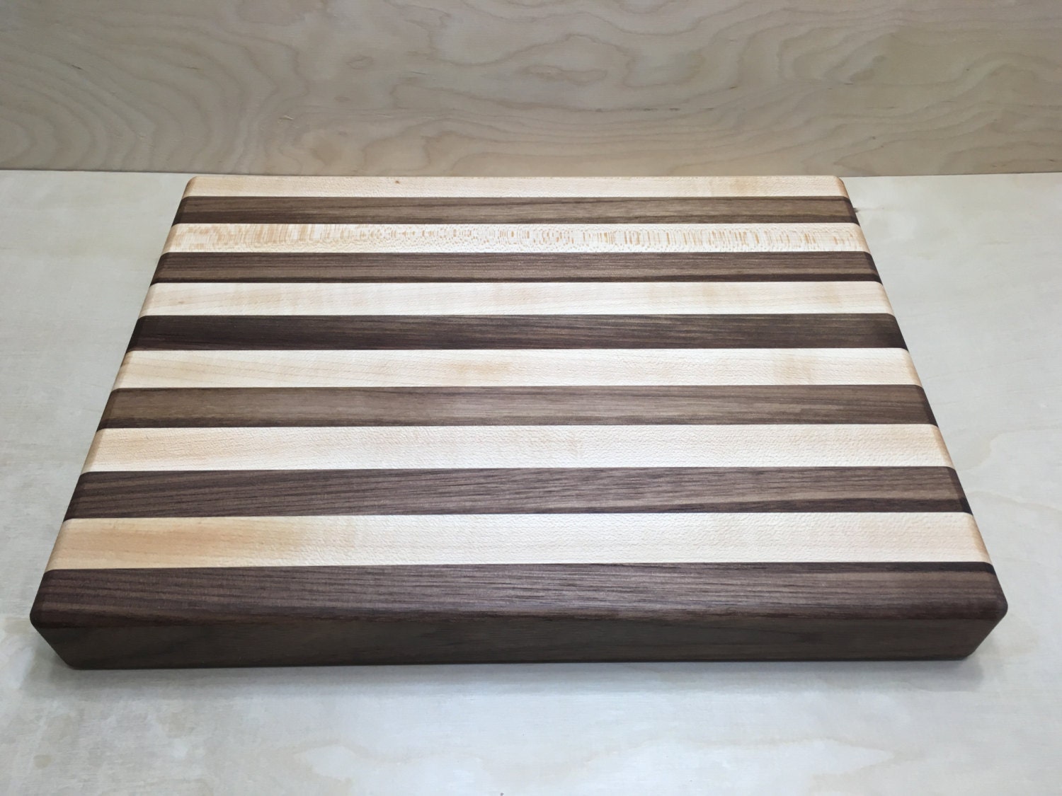 Striped Edgegrain Cutting Board