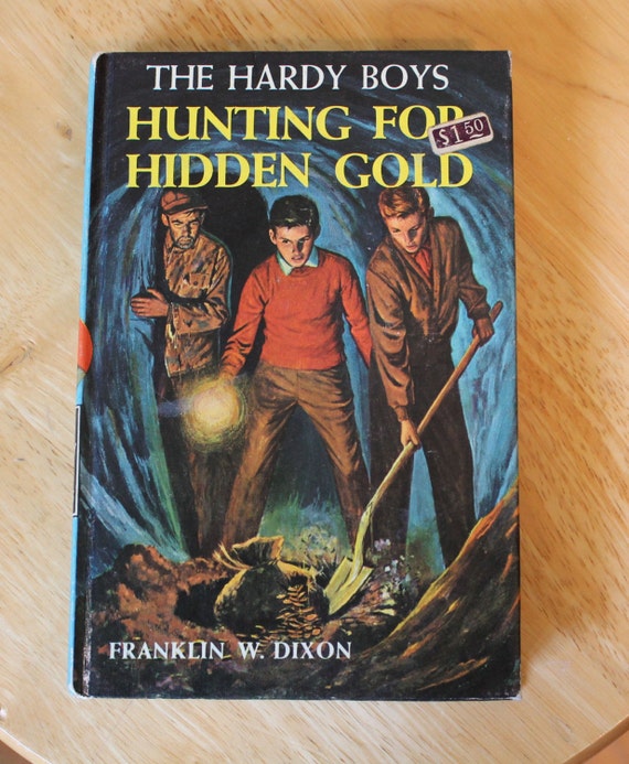 vintage Hardy Boys mystery book no 5Hunting for Hidden Gold