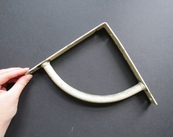 Vintage Industrial Shelf Bracket // Rustic Shabby Chic Simple Curved Metal Shelf Support White Chippy Paint Kitchen Shelf Hardware Decor
