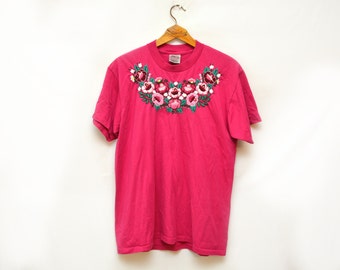 embroidered collar tshirt