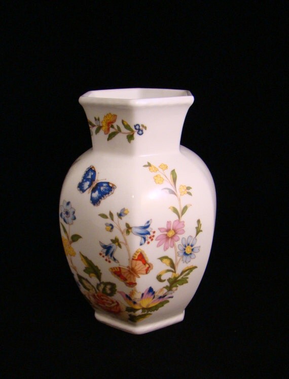 Aynsley English China Chelford Vase by CallahanCollectibles