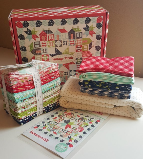 summerville-vintage-picnic-quilt-kit-features-moda-vintage