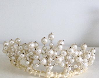 Vintage Faux Pearl and Clear Faceted Bead Tiara, Wedding Headpiece, Bridal Crown, Vintage Bride