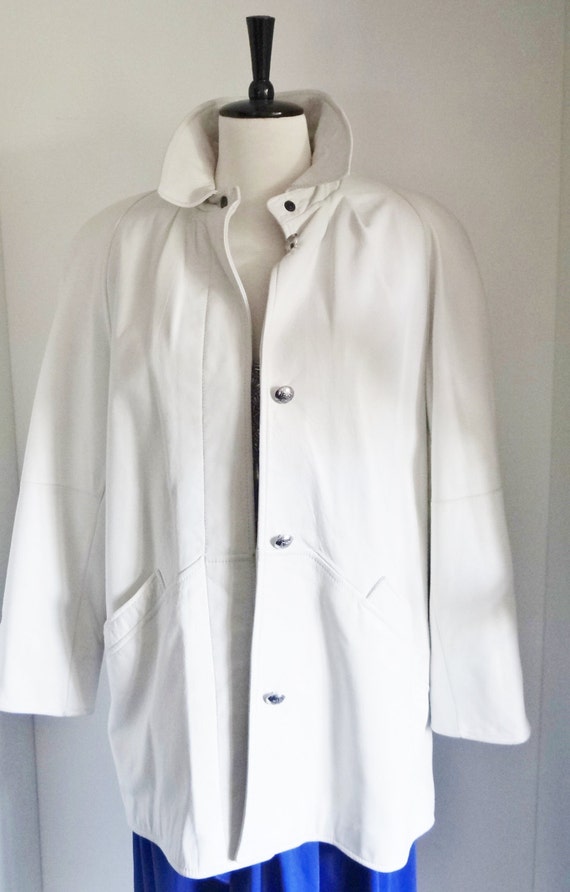 Vintage White Leather Jacket 46
