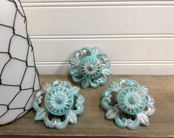 Knobs/Drawer Pulls/Cabinet Knobs/Dresser Knobs/Shabby Chic Drawer Pulls/Nursery Decor/Knob/Drawer Pull/Shabby Chic Knobs/SSLID0177/Hardware