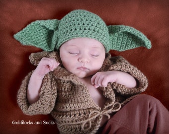 Baby Yoda hat, Star Wars Yoda, newborn yoda costume, Yoda inspired hat, newborn Halloween, newborn star wars, star wars costume