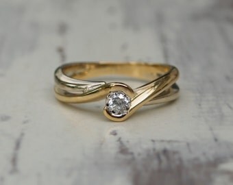 18ct white and yellow gold diamond ring - Engagement ring - Solitare diamond ring - Unique ring - 18ct diamond ring - Free shipping