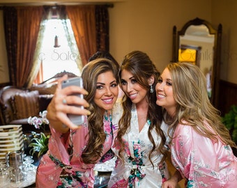 Bridesmaid Robes, Set of 5 Bridesmaid Satin Robes, Kimono Robe, Fast Shipping from New York, Regular and Plus Size Robe