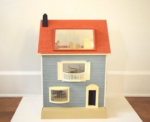 1970 fisher price dollhouse