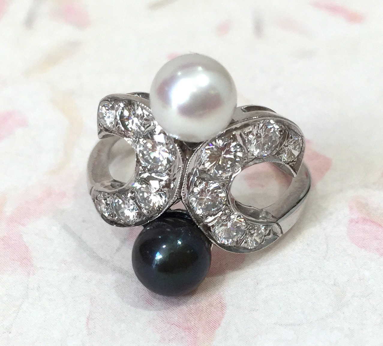 Pearl And Diamond Vintage Ring 18K White Gold Black & White