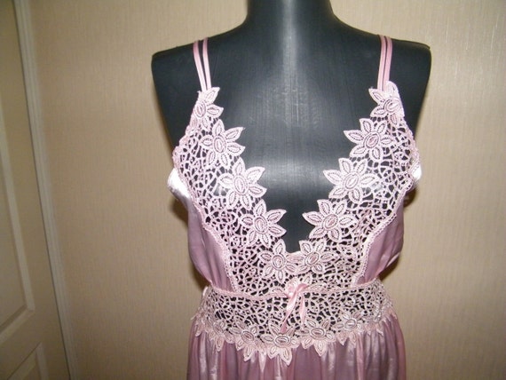 flowy nightgown